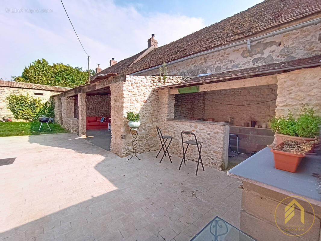 Maison à CHEVRAINVILLIERS
