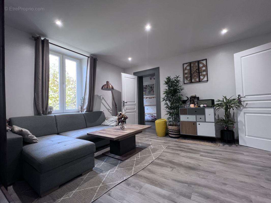 Appartement à VALDOIE