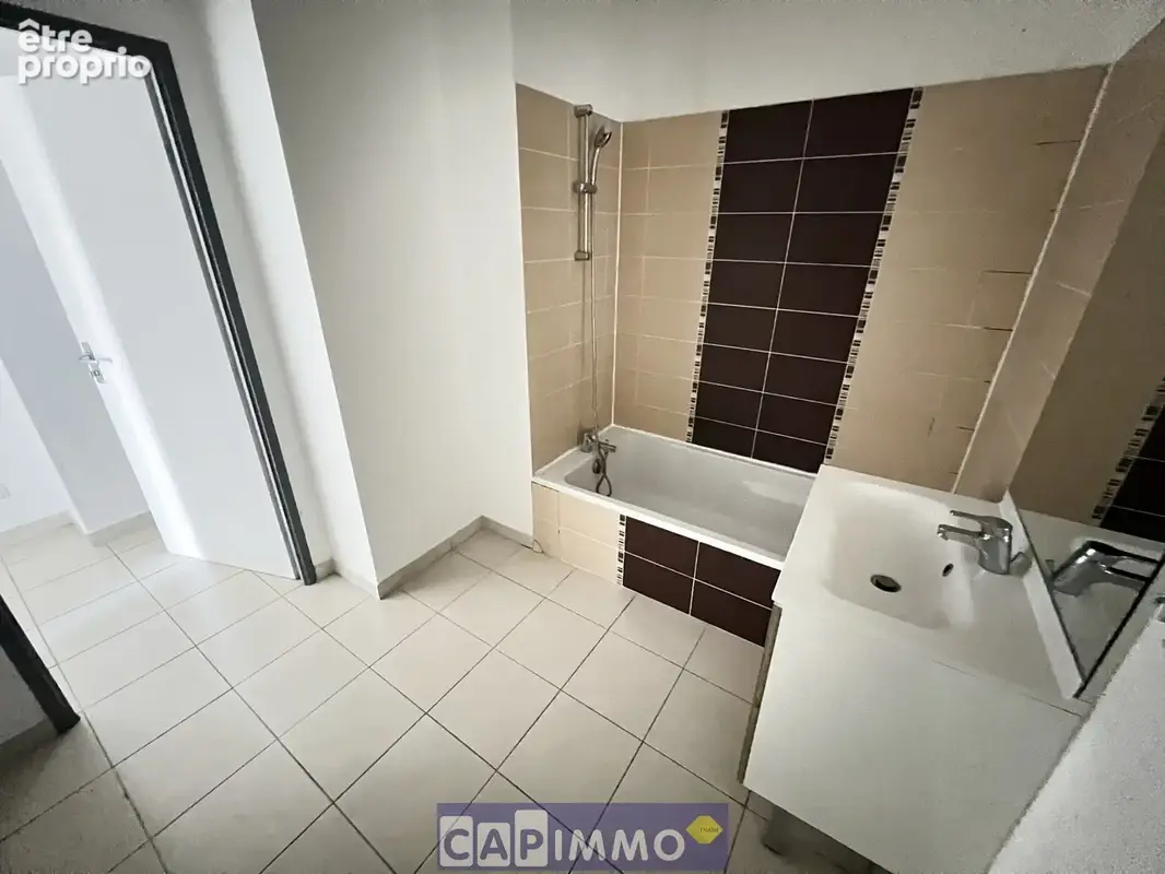 T3 toulon est dernier etage - photo 8