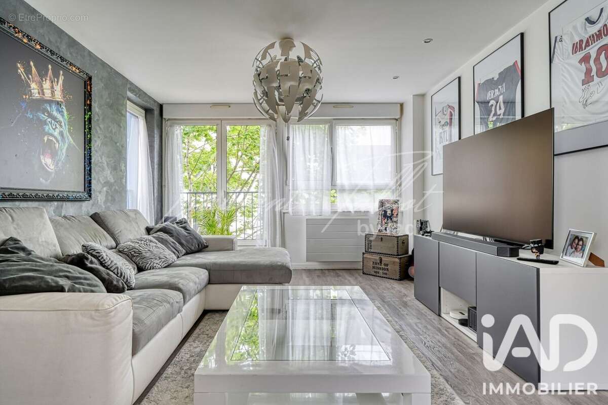 Photo 2 - Appartement à LOUVECIENNES