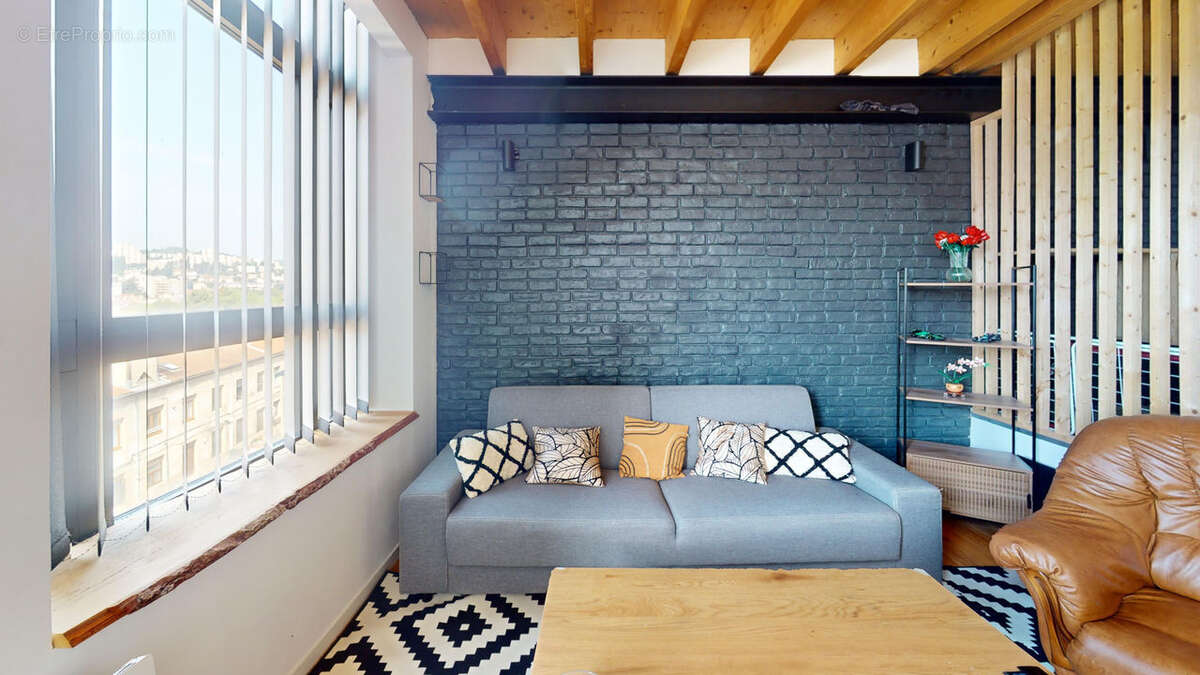 Appartement à SAINT-ETIENNE