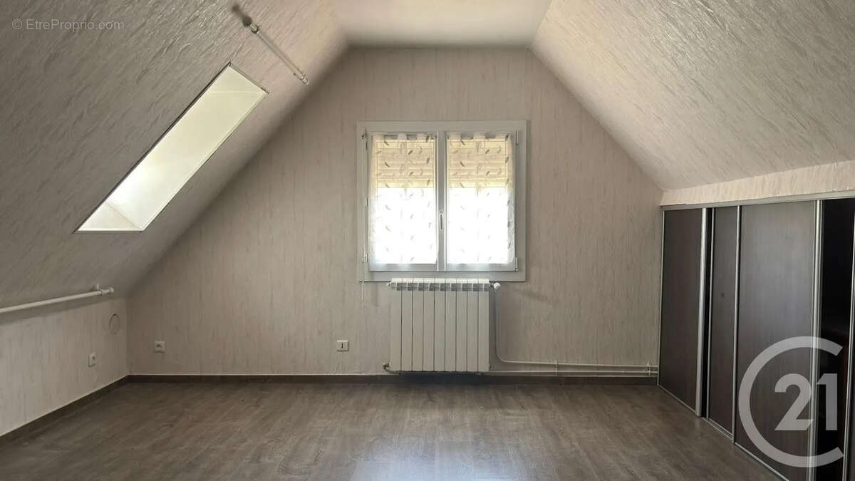 Maison 72 m² à Croth  - photo 7