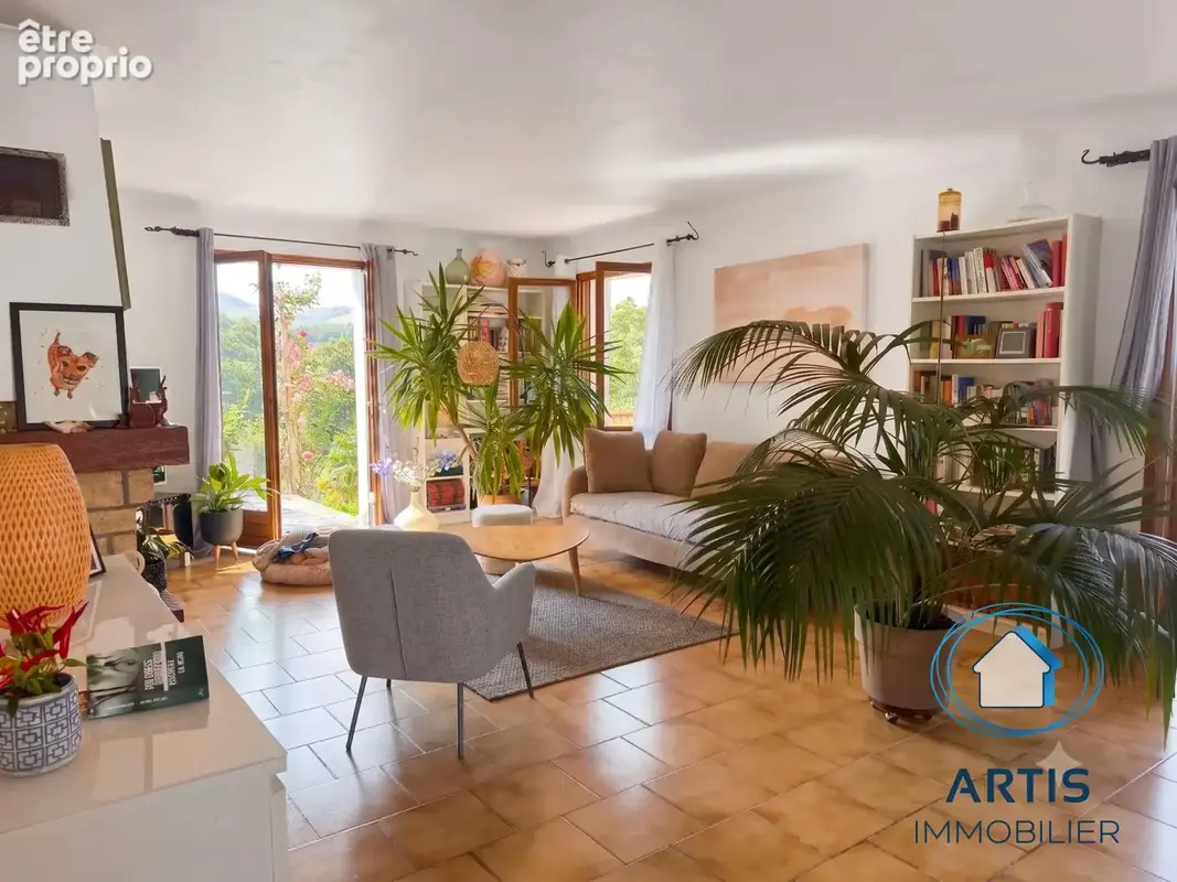 Maison 4 pièces 110 m² à vendre à Saint-Pee-Sur-Nivelle (64310) - photo 2