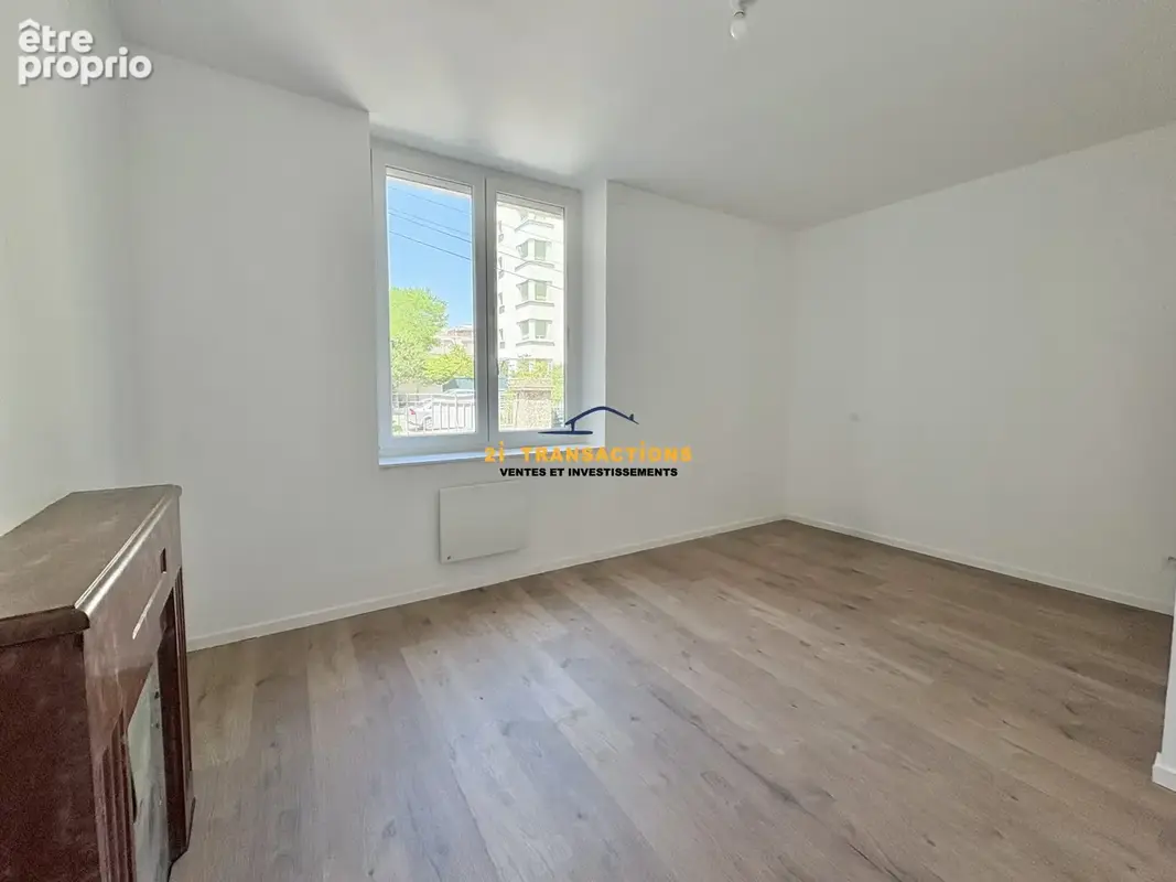 Appartement 52 m² à Saint-Etienne  - photo 4
