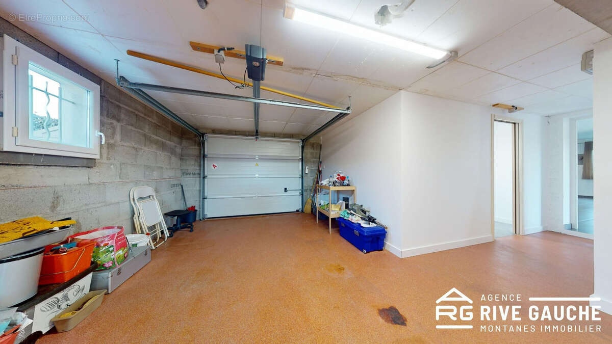 Maison à SALAISE-SUR-SANNE