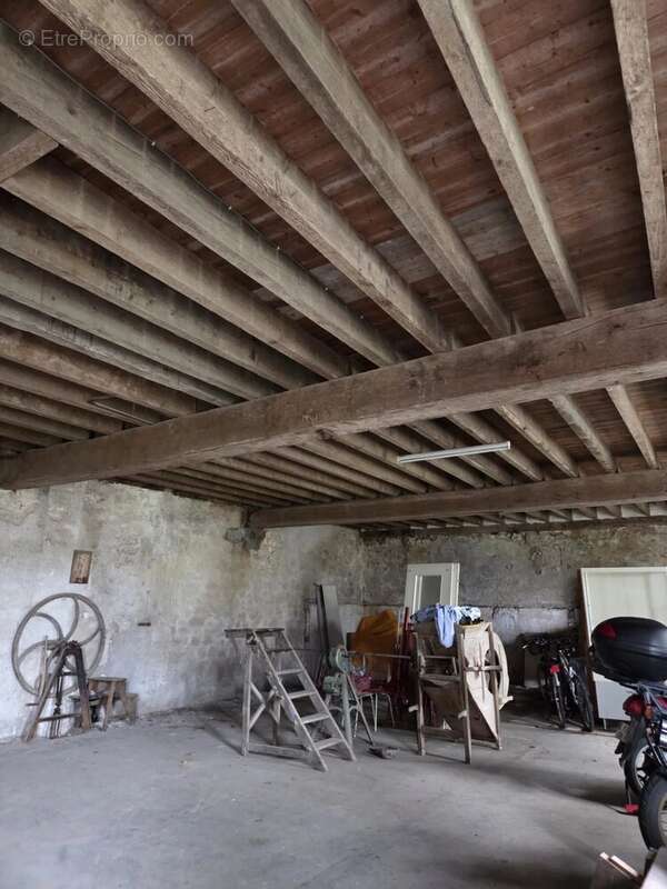 Maison à TAVERS
