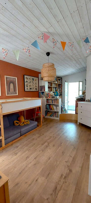Maison à UTELLE