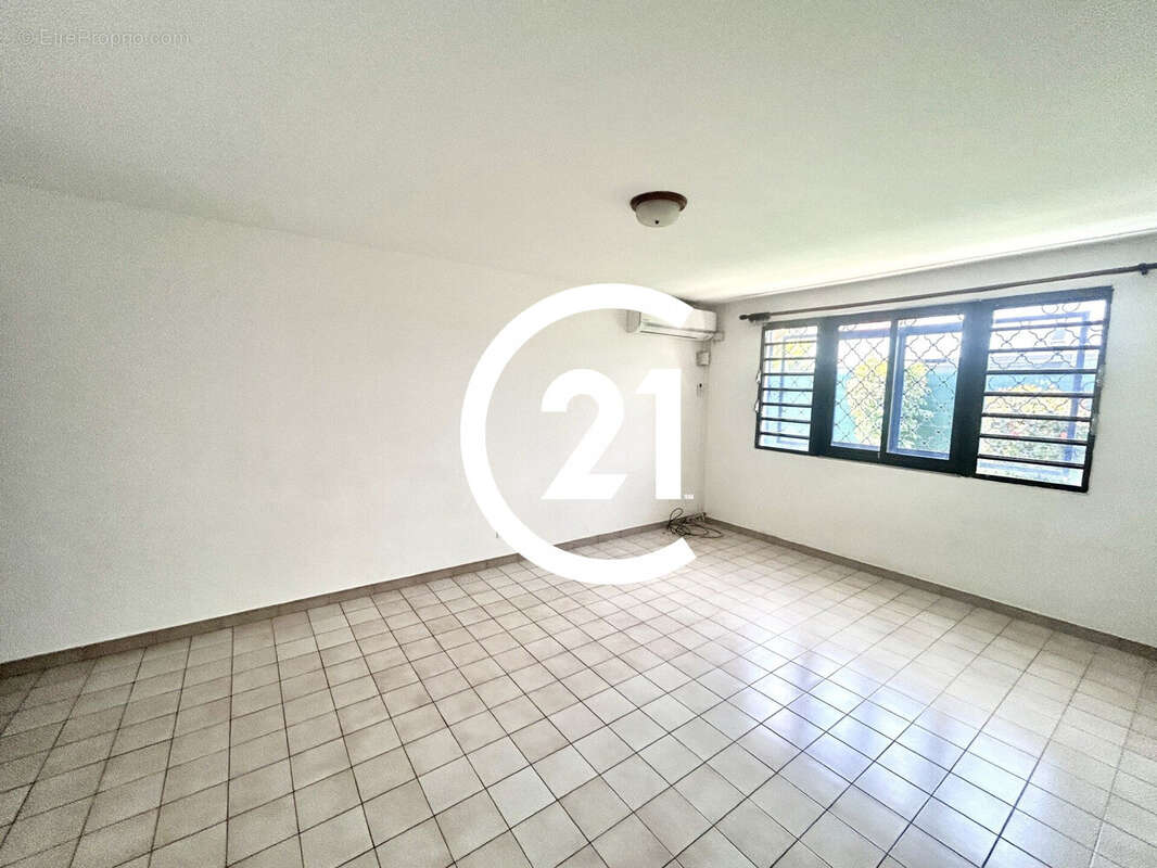 Maison à FORT-DE-FRANCE