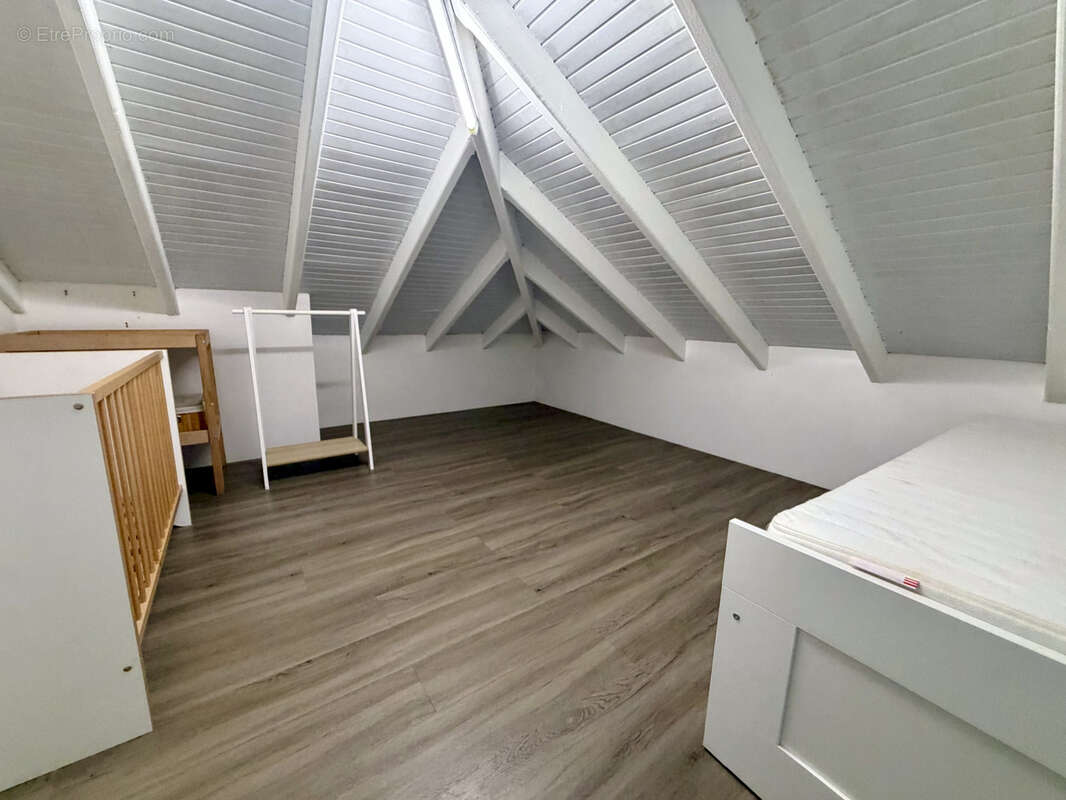 Hauteurs de la Baie Orientale — Maison T4 avec grande terrasse en résidence sécurisée - photo 15