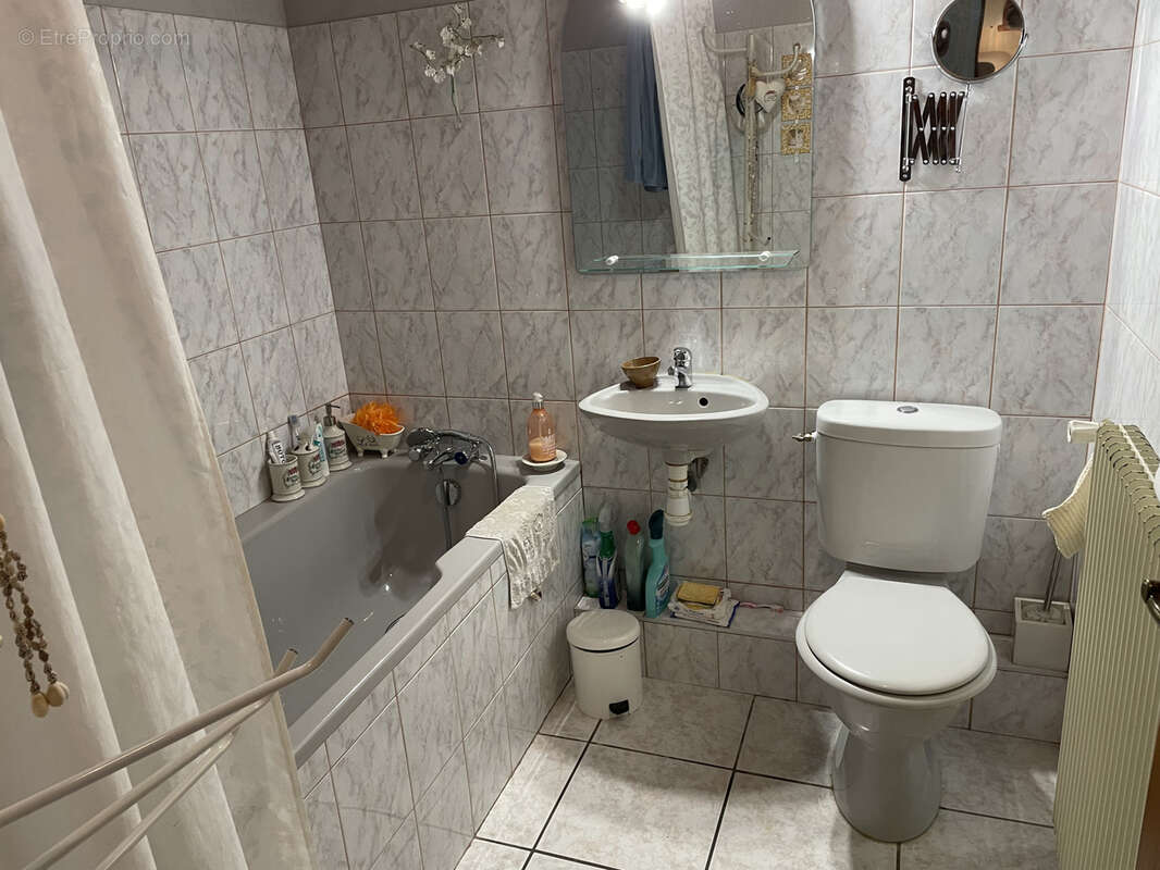 Maison à SAINT-VALBERT