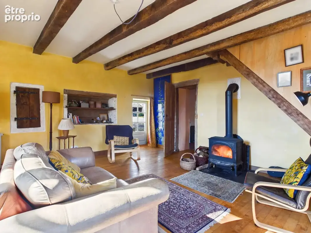 Trois maisons situées dans un endroit paisible proche d'une belle ville bastide - photo 24