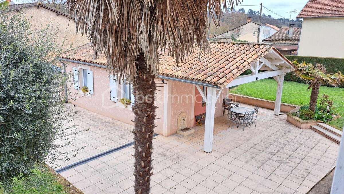 Maison à SAINT-ASTIER