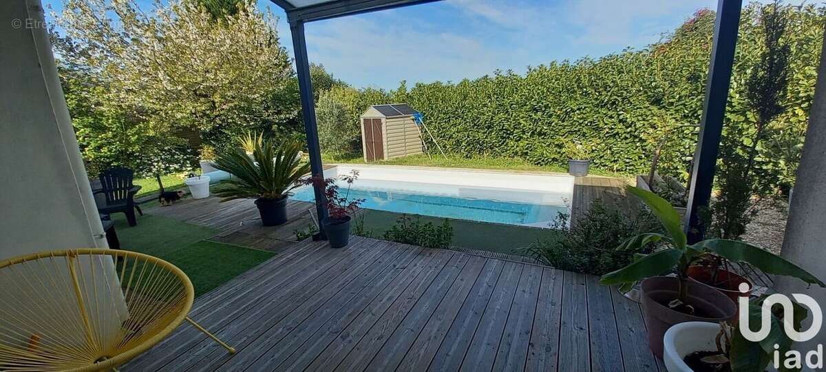 Photo 3 - Maison à SAINT-BONNET-SUR-GIRONDE