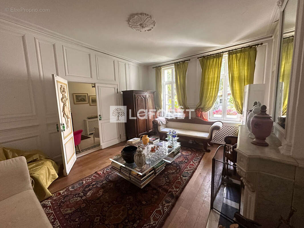 Maison à MONTREUIL