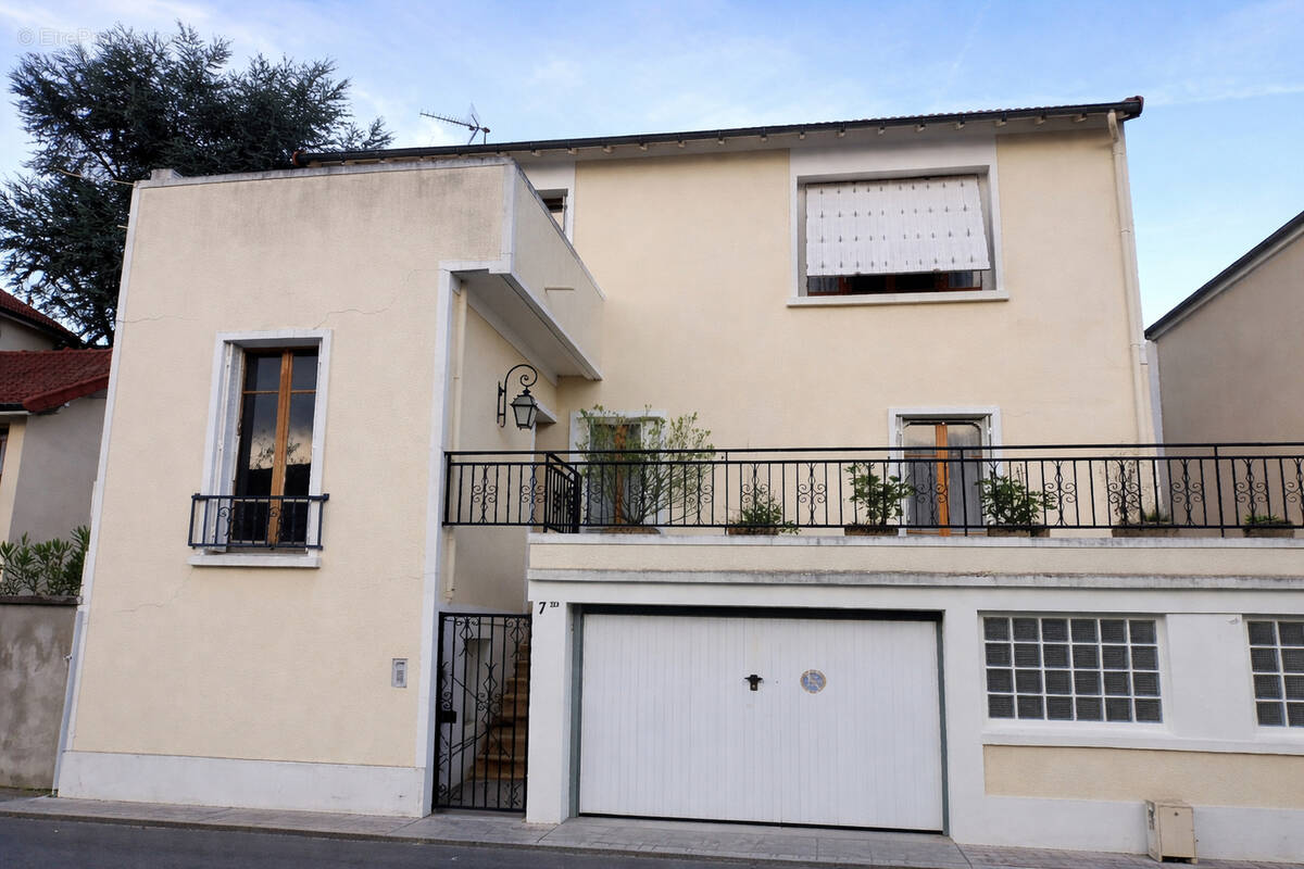 Maison à FONTENAY-SOUS-BOIS