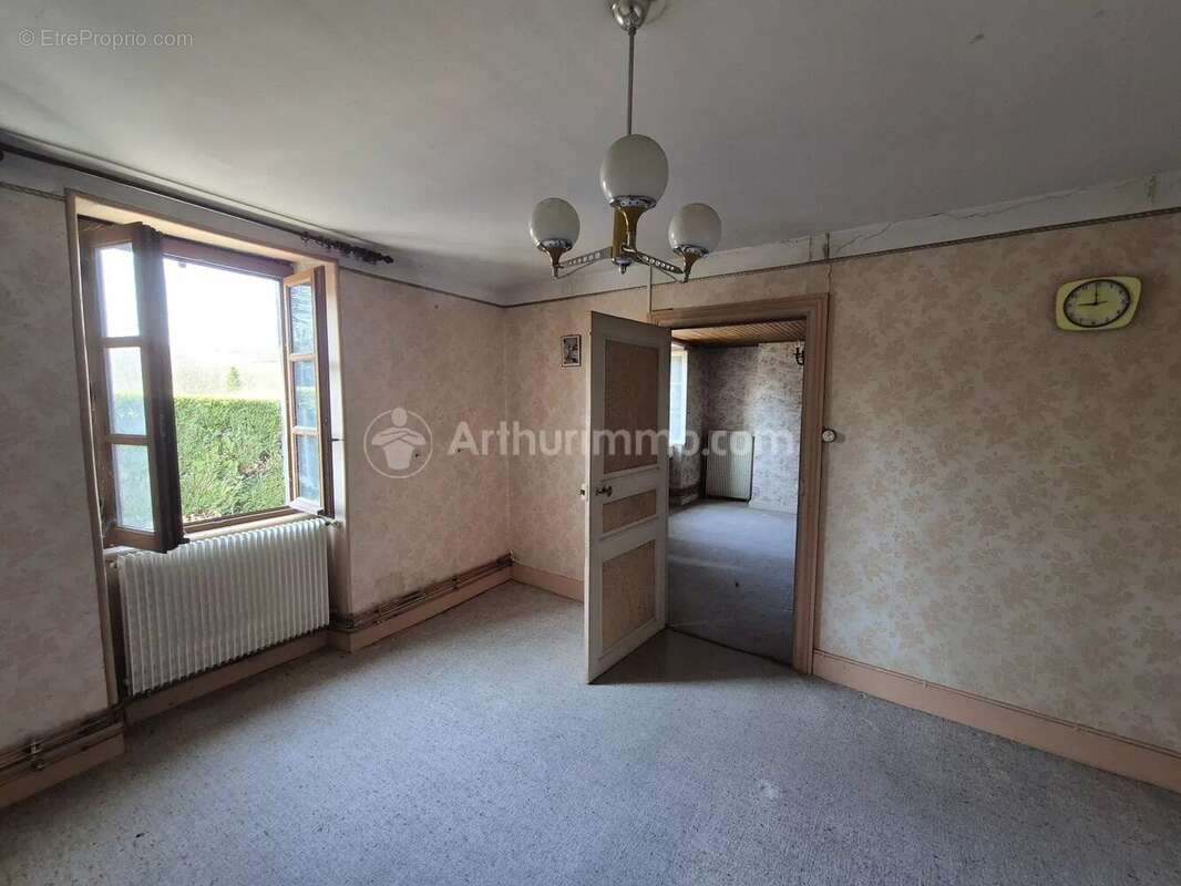 Maison à SAINT-SATURNIN