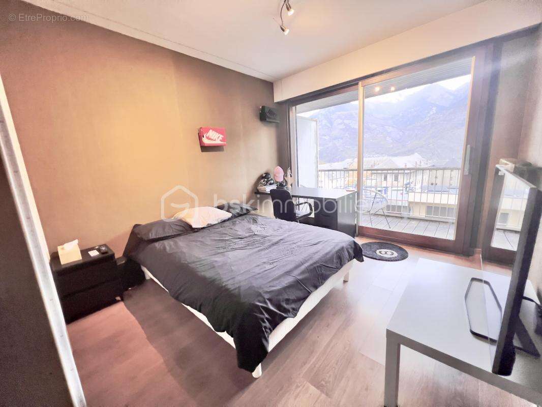 Appartement à SAINT-JEAN-DE-MAURIENNE