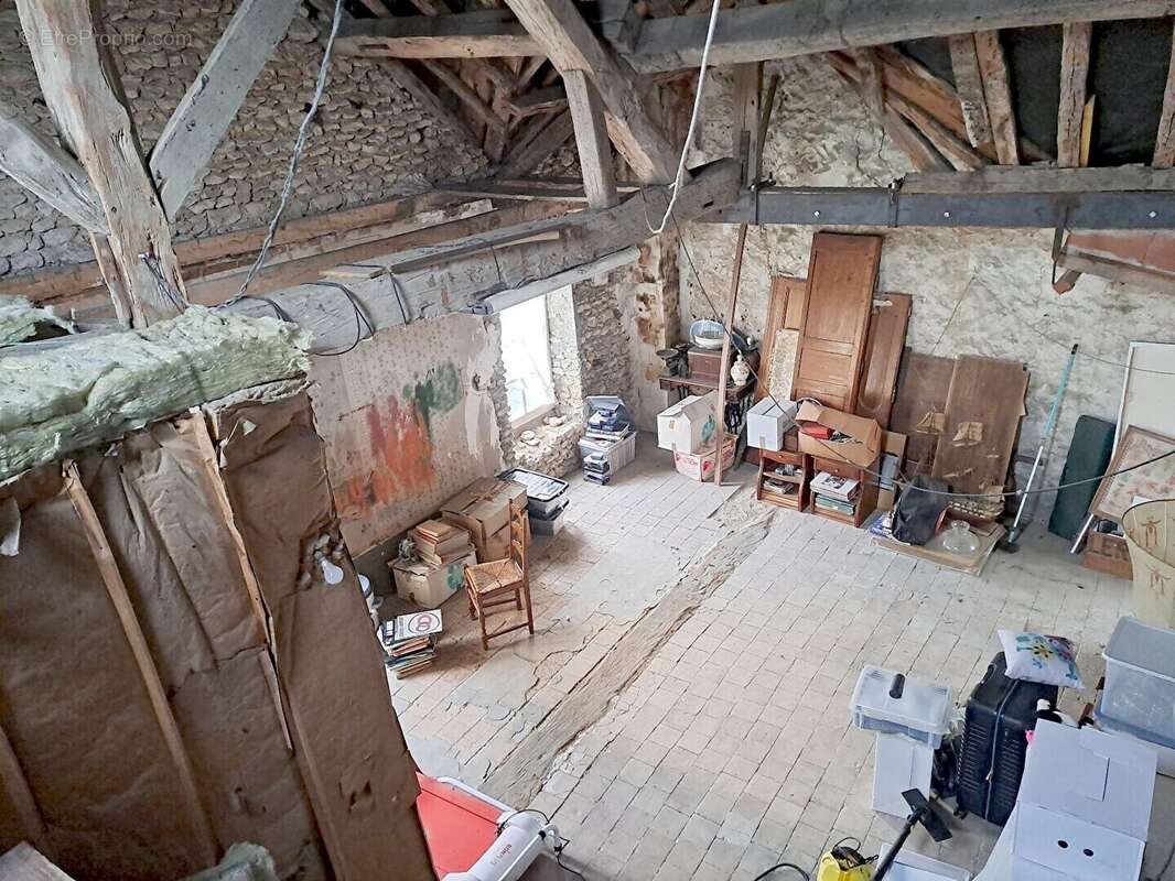 Maison à AUNEAU
