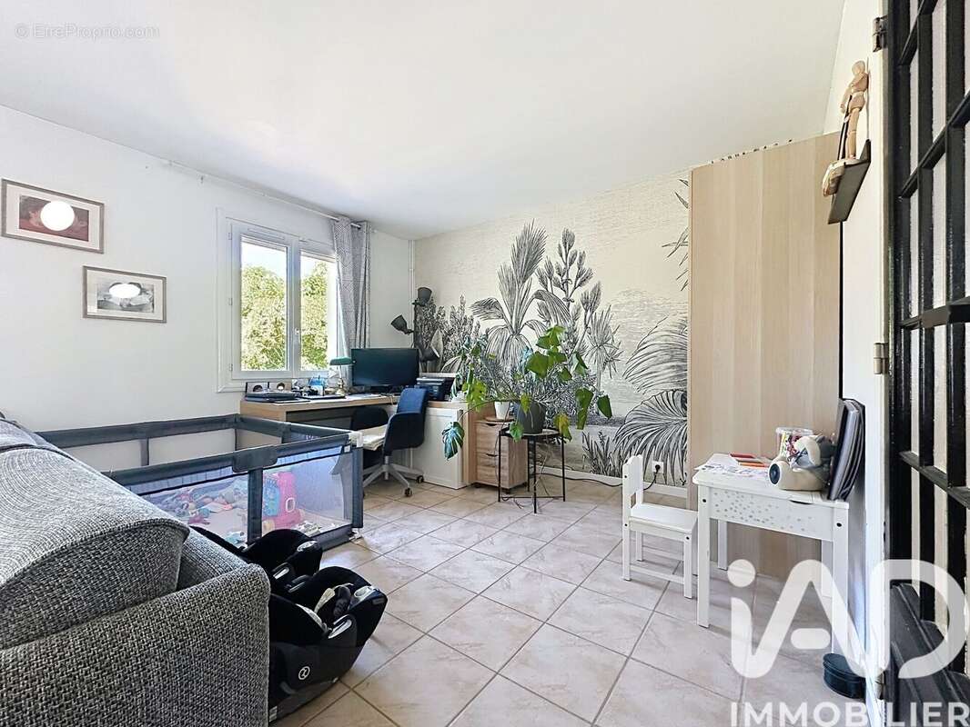 Maison 131 m² à Vieille-Eglise-En-Yvelines  - photo 4