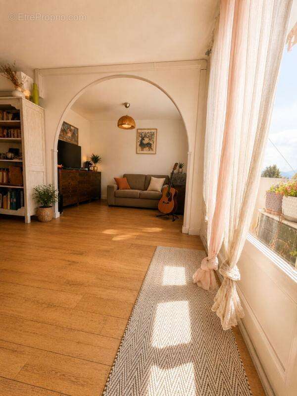 Appartement à LA TRONCHE