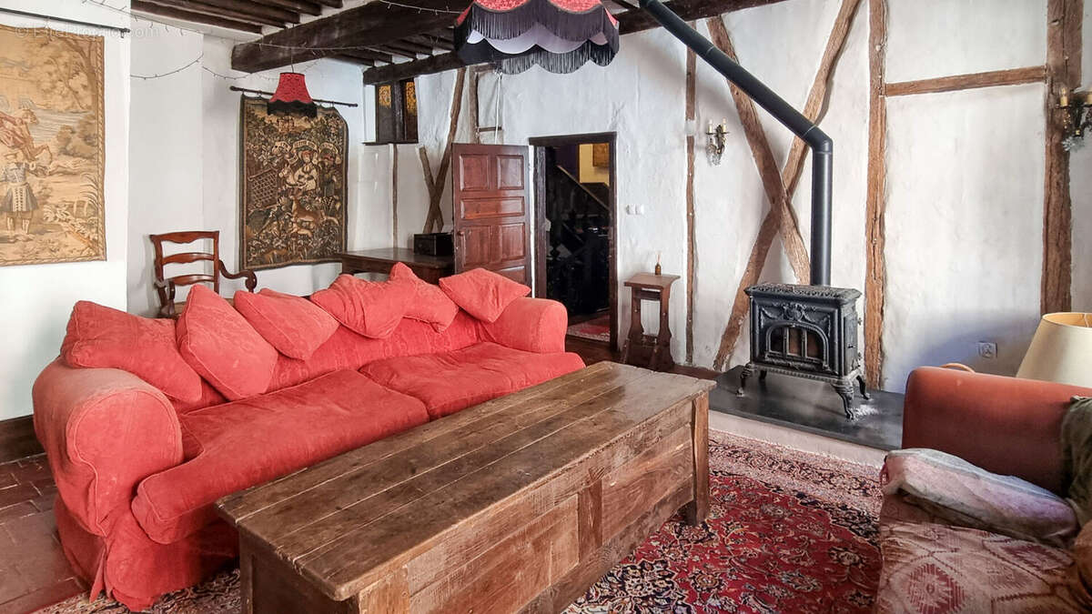 salon - Maison à MIREPOIX