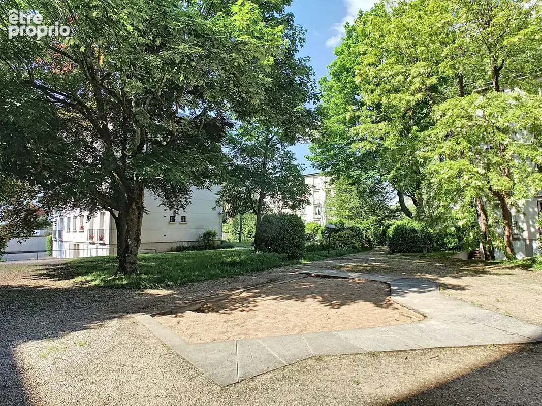 Appartement 4 pièces avec balcon et parking dans une résidence familiale et arborée proche du métro ligne10 - photo 14