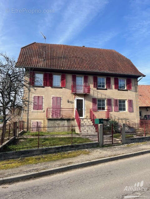 Maison à SUARCE