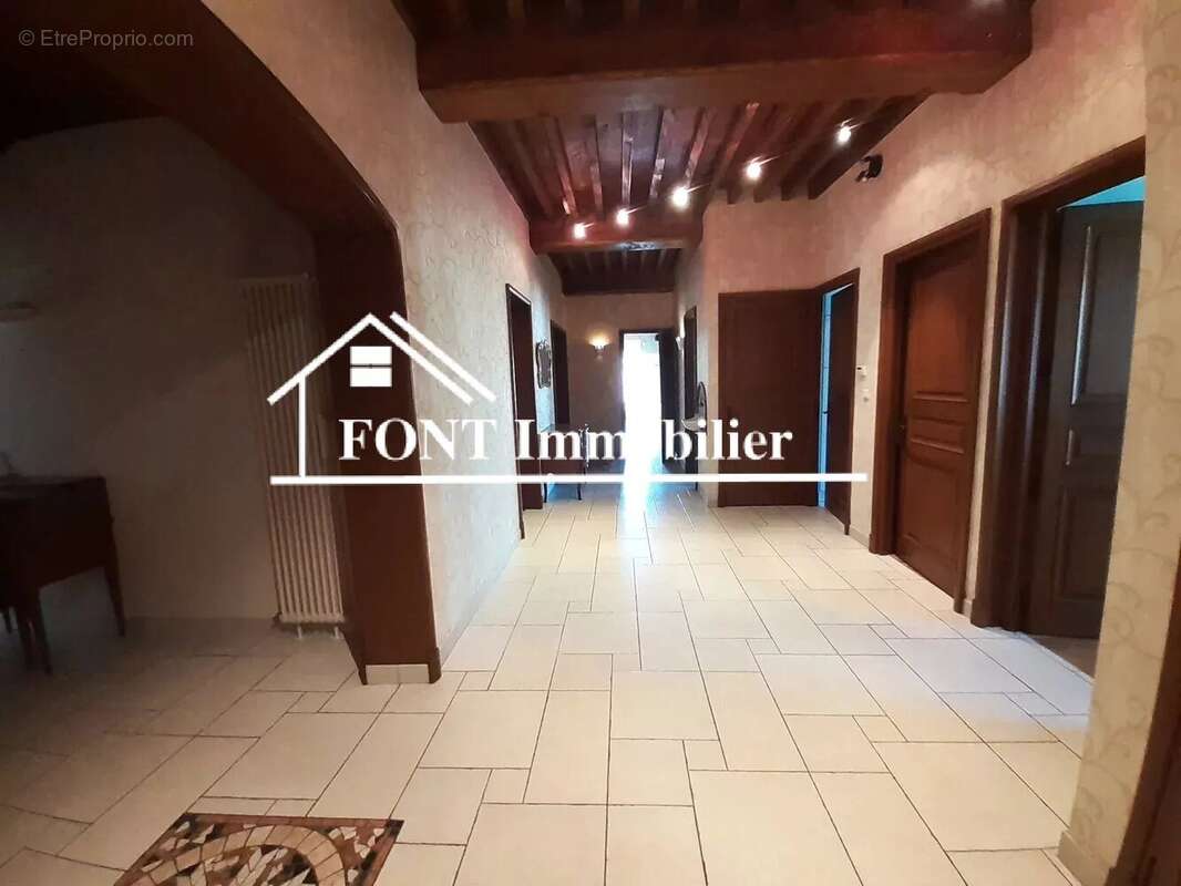 Saint-chamond, centre ville,  appartement d'exception  avec terrasse - photo 5