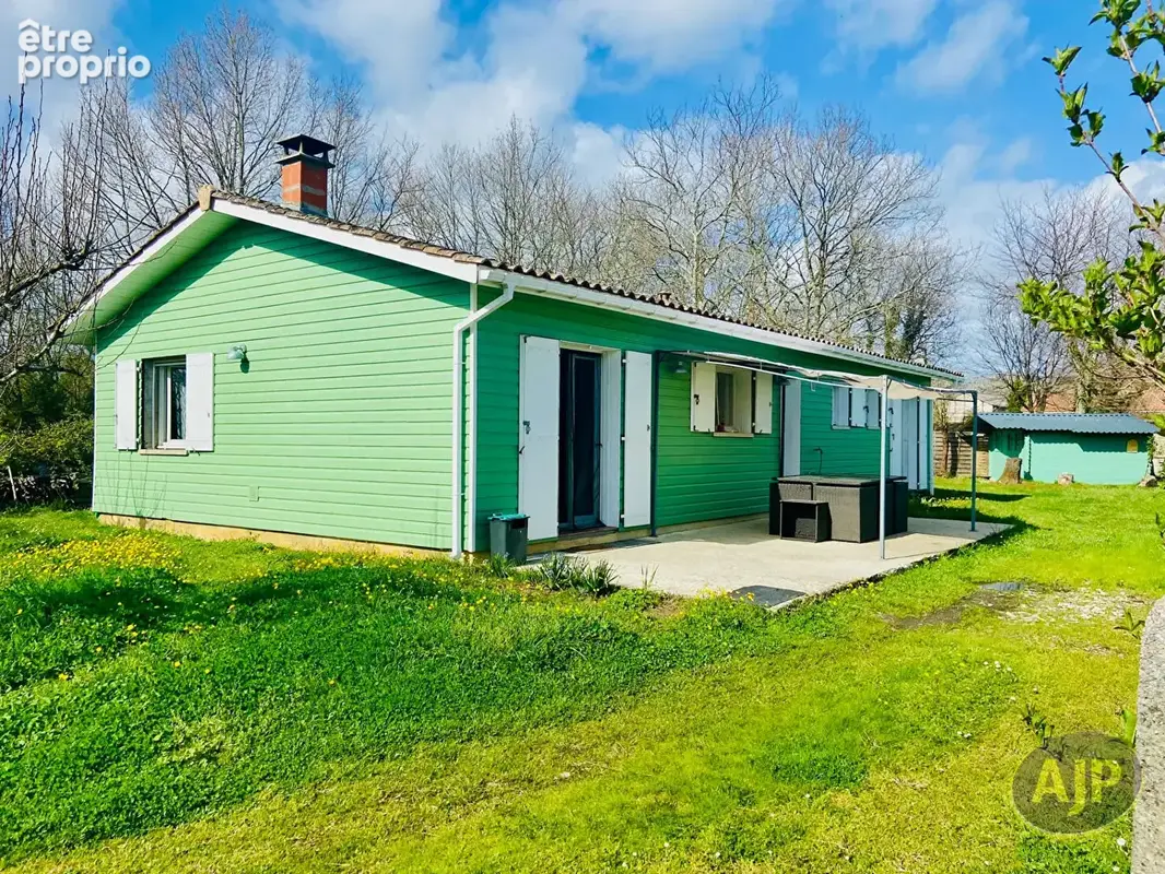 Maison T5 de 2001 sur 1300m2 de terrain clos ! - photo 4
