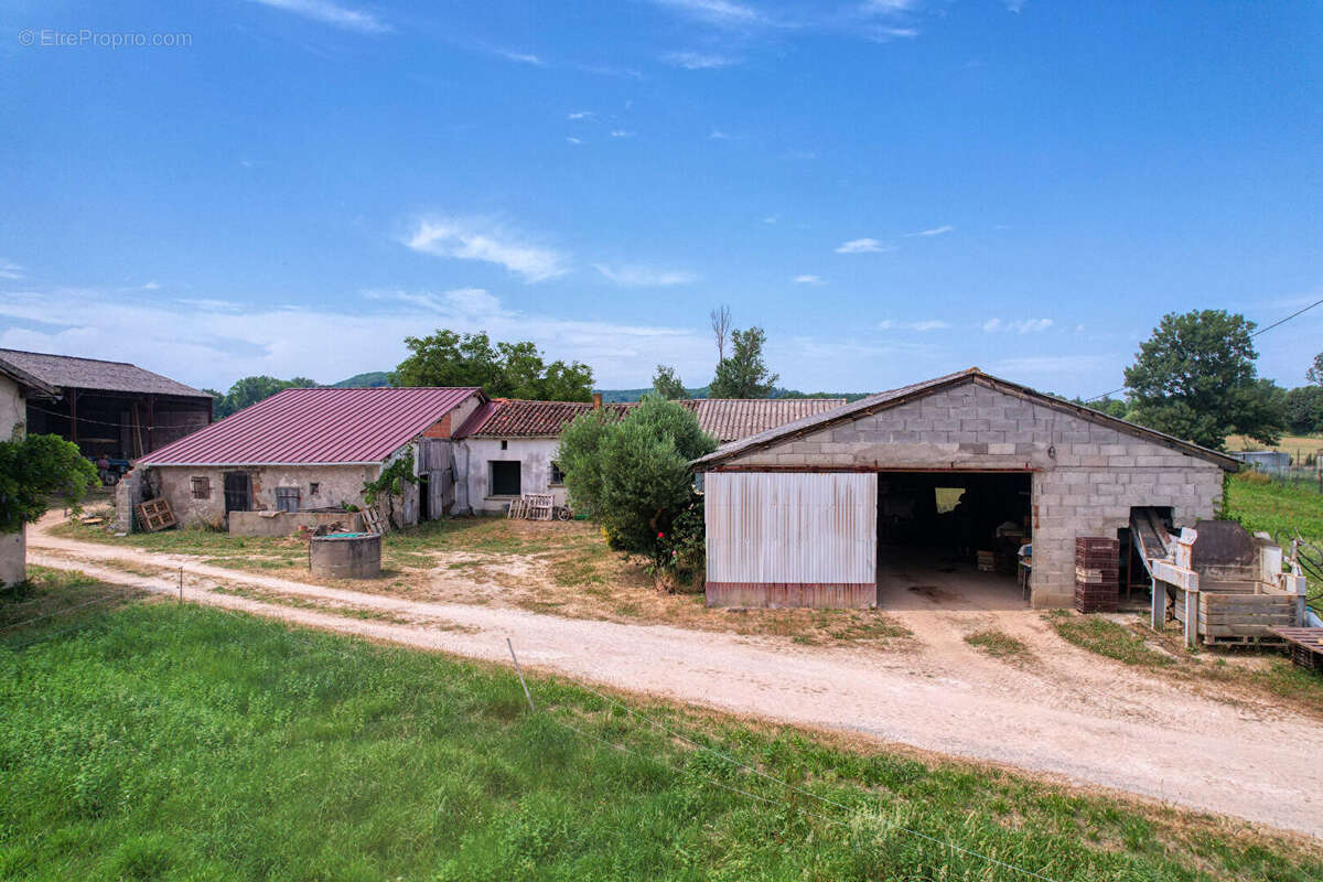 Maison à SAINT-SYLVESTRE-SUR-LOT
