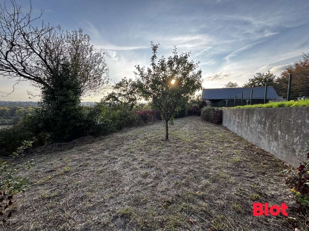Maison à SAINT-GERMAIN-SUR-ILLE