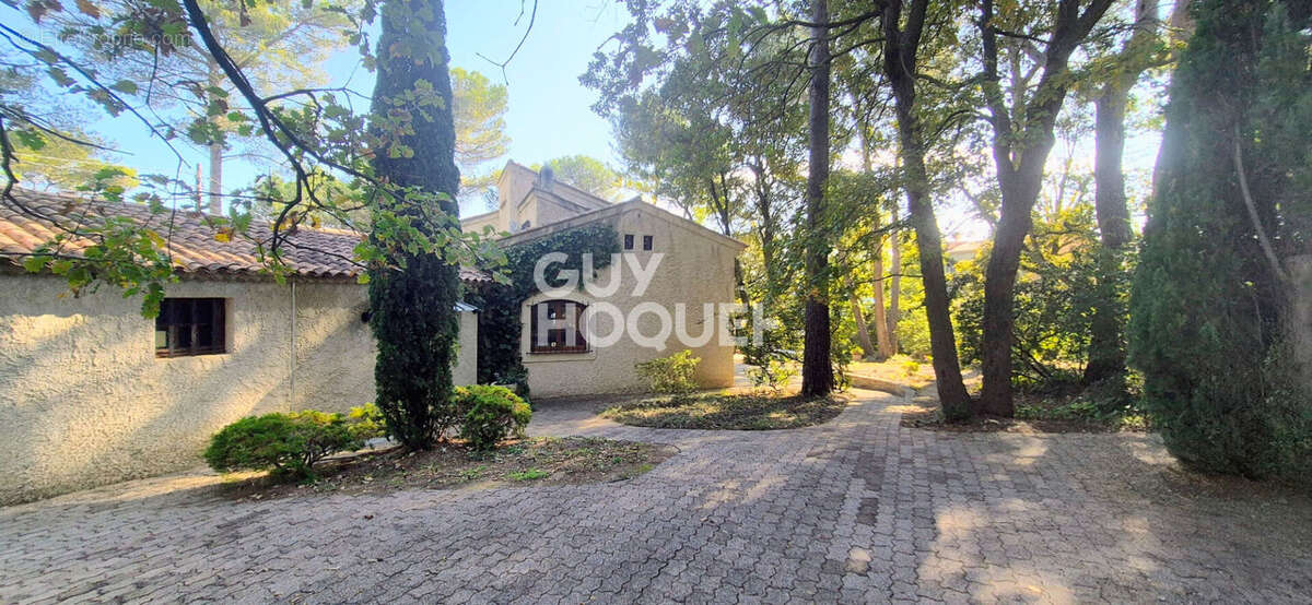 Maison à BOUC-BEL-AIR