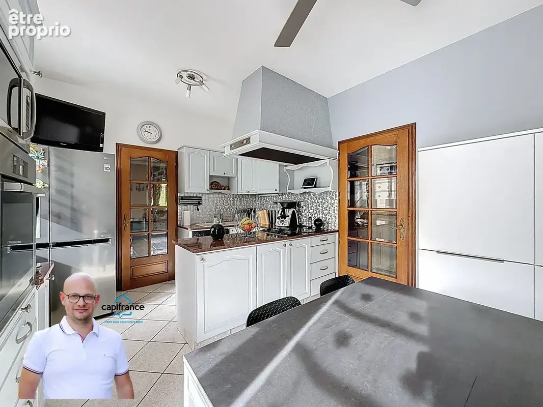 Maison à vendre 9 pièces LES ABRETS EN DAUPHINE sur un parc arboré de plus 2500m2 avec piscine - photo 10