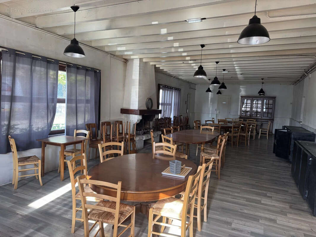 Maison à MONTLIEU-LA-GARDE