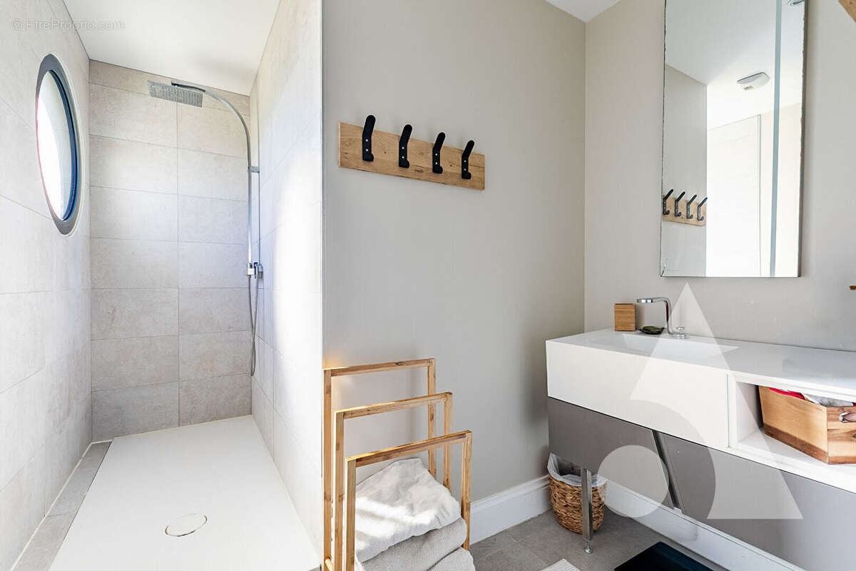 Maison à SAINT-MARTIN-LONGUEAU