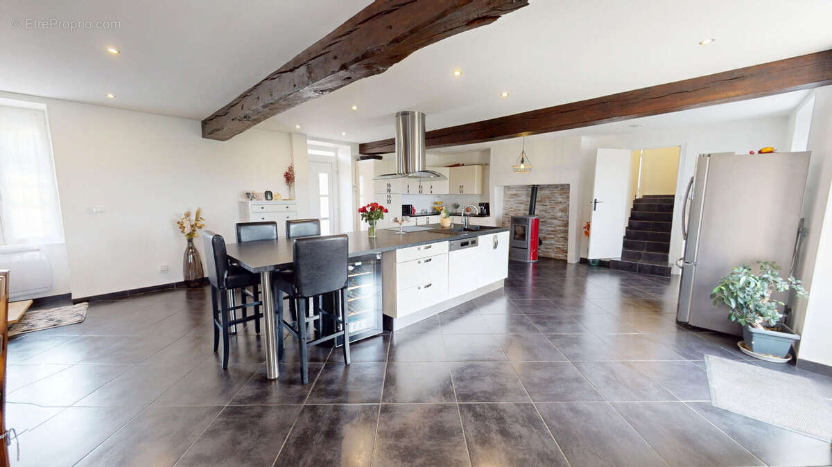 Autre à SERMOISE-SUR-LOIRE