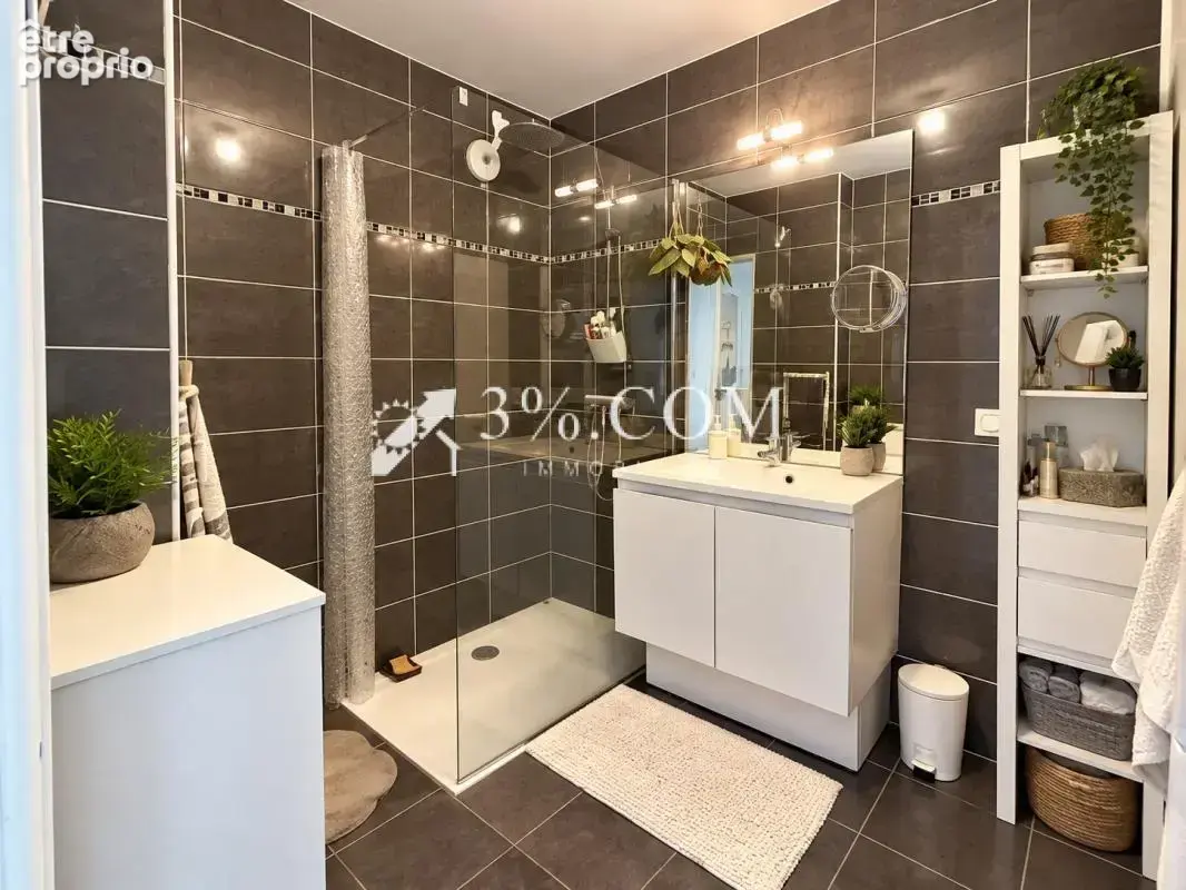 Saint-raphaël  a vendre beau 2 pièces de 54 m2 avec grande t - photo 6
