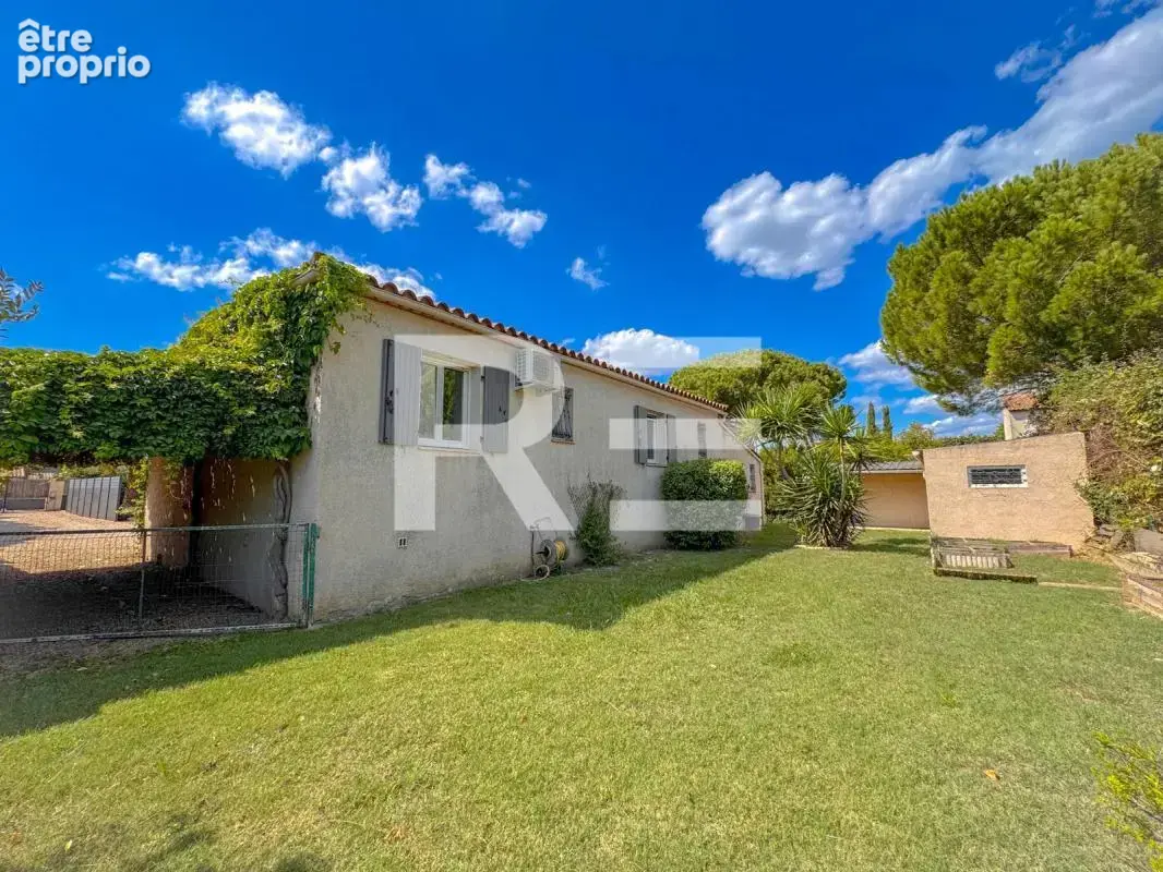 Bellegarde – villa plain-pied, piscine & jardin 1 000 m² - photo 12