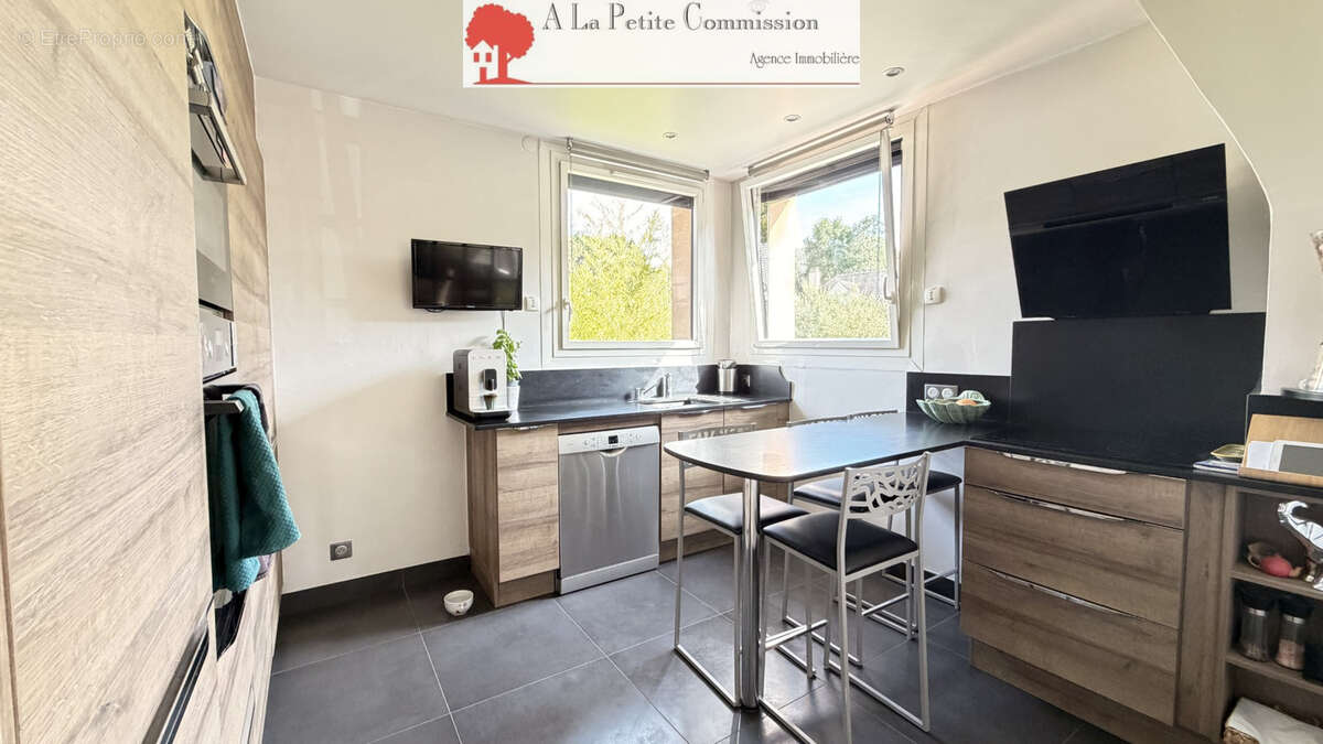 Maison 151 m² à Luisant  - photo 6