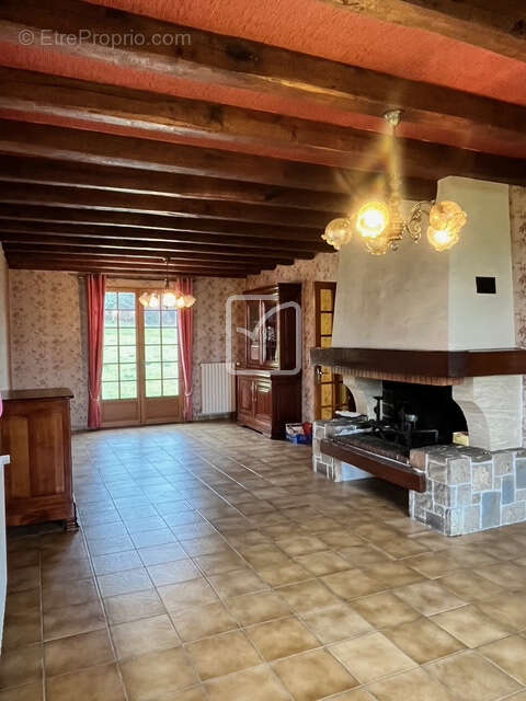 A vendre Maison 118 m2 avec Garage + dépendance sur terrain de 2593m2 - photo 8