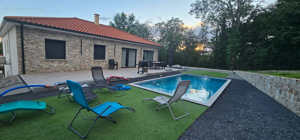 Maison à PONT-DU-CHATEAU