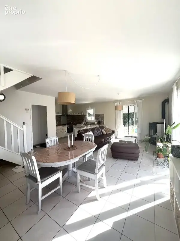 Branne  maison 83 m²  3 chambres  garage  jardin  entretien exceptionnel - photo 9