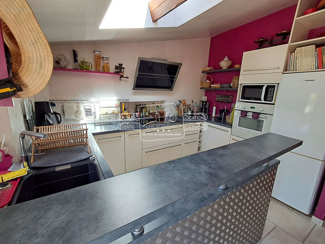 Maison à LE CELLIER