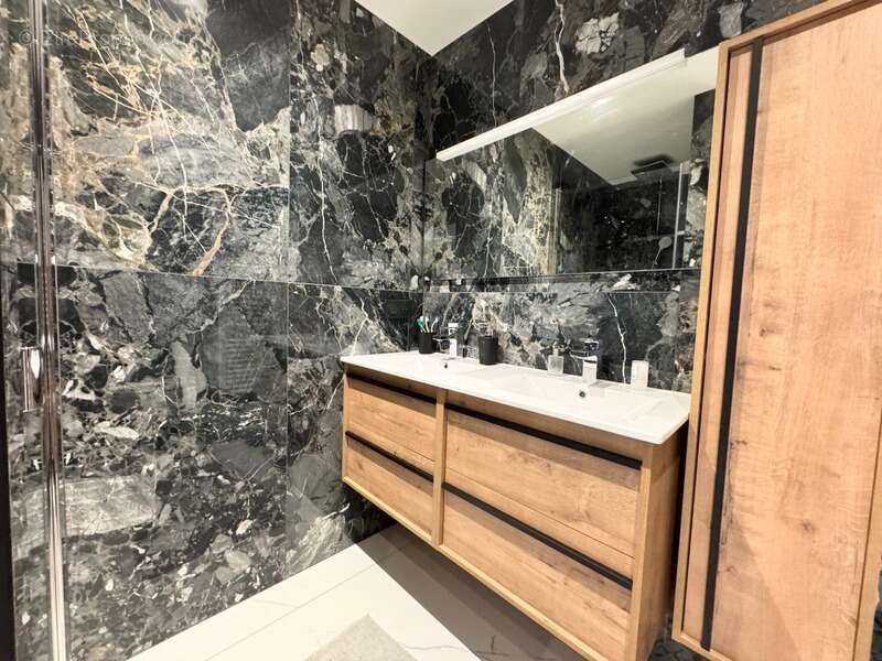 Appartement à BASSENS