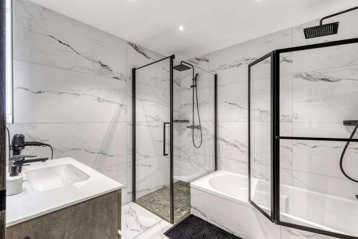 Appartement à SAINT-JEOIRE-PRIEURE