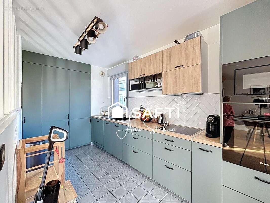 Appartement 84 m² à Massy  - photo 4