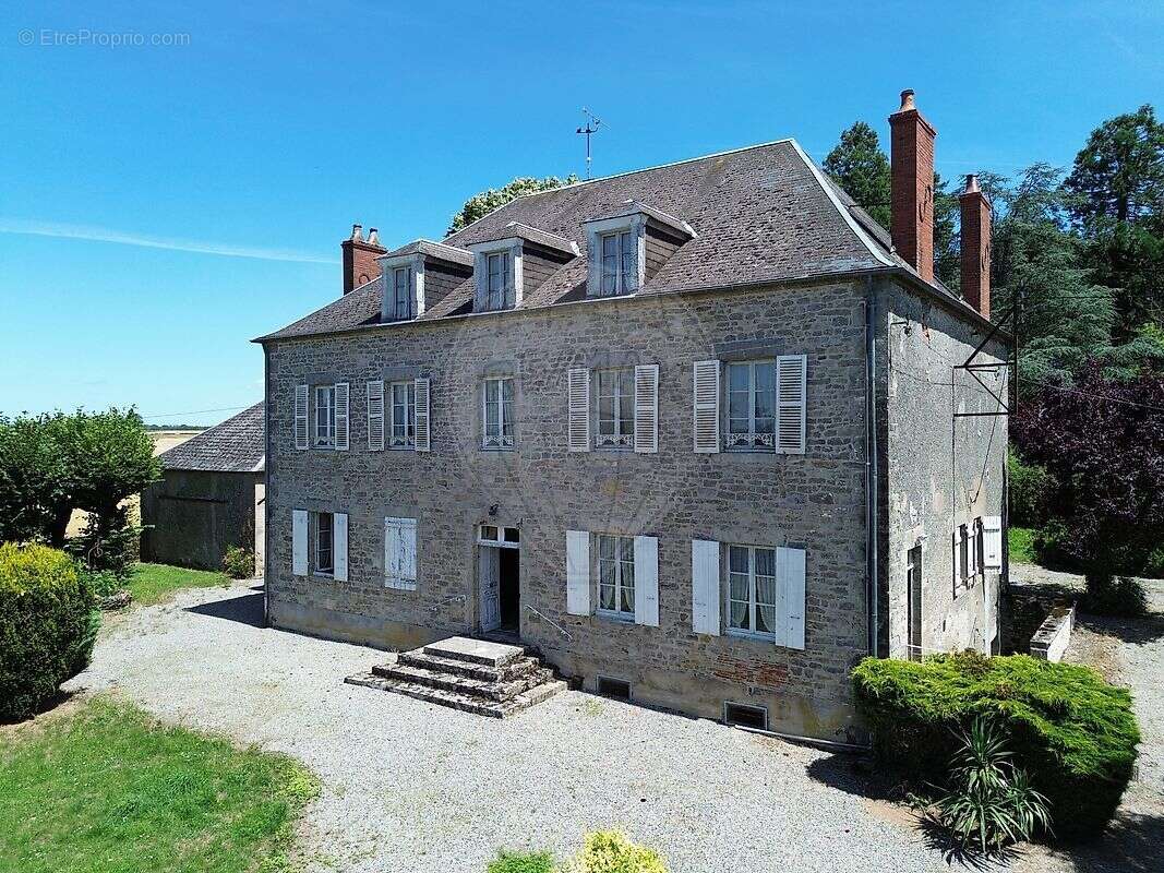 Maison à CHATILLON-EN-BAZOIS