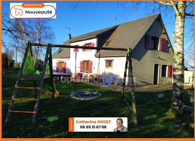 Maison à TREMBLAY-LES-VILLAGES