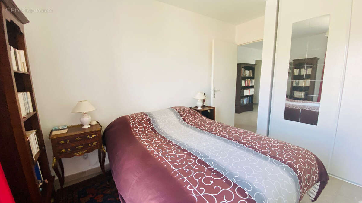 Appartement à SIX-FOURS-LES-PLAGES