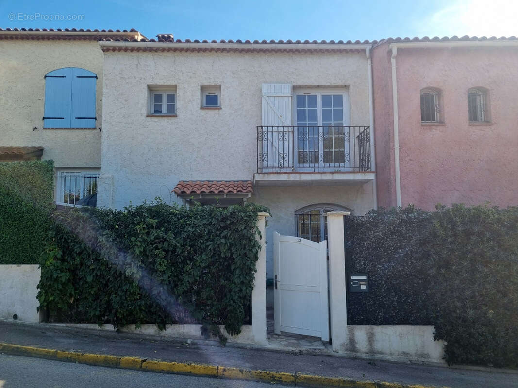 Maison à VILLENEUVE-LOUBET